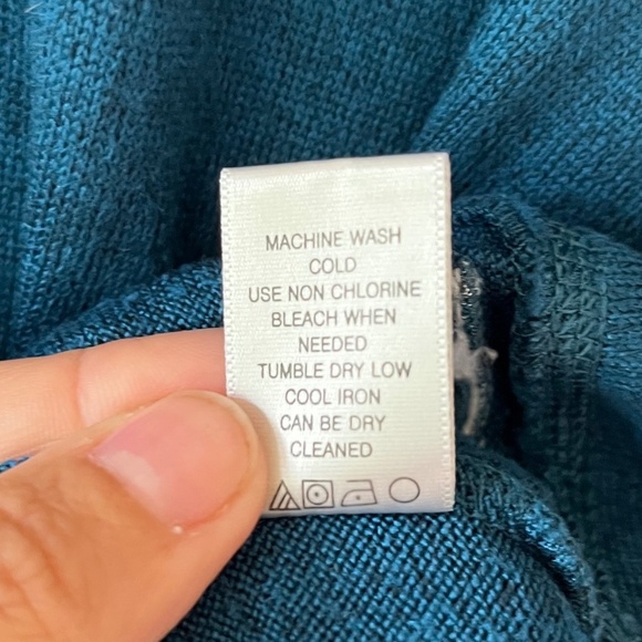 Eastern Mountain Sports Sz L Teal Stretch V Neck Blouse Sweater Fleece Pullover - Picture 10 of 10